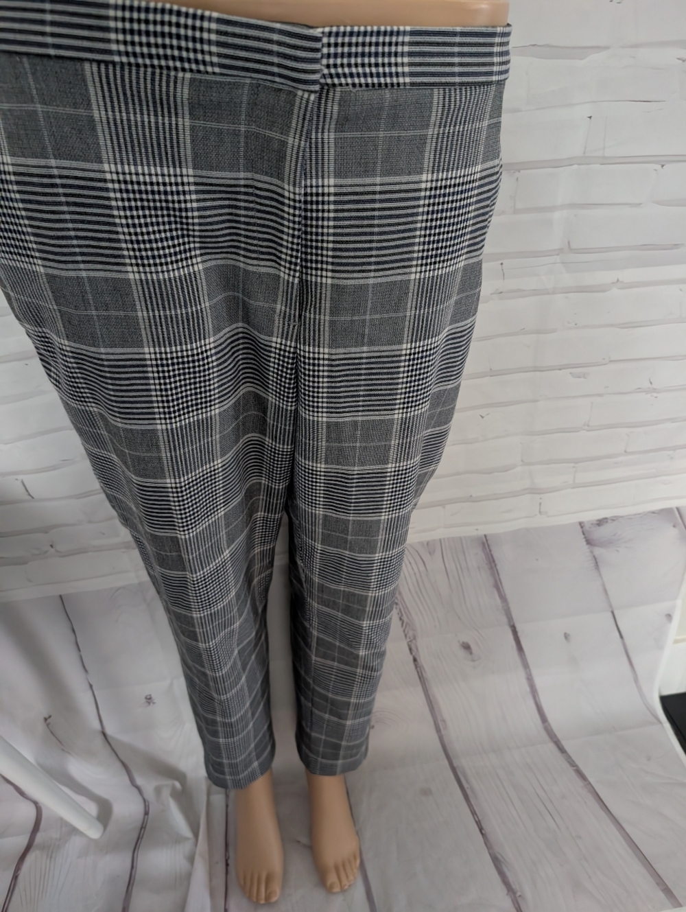 H&M  Plaid Women's Pants
